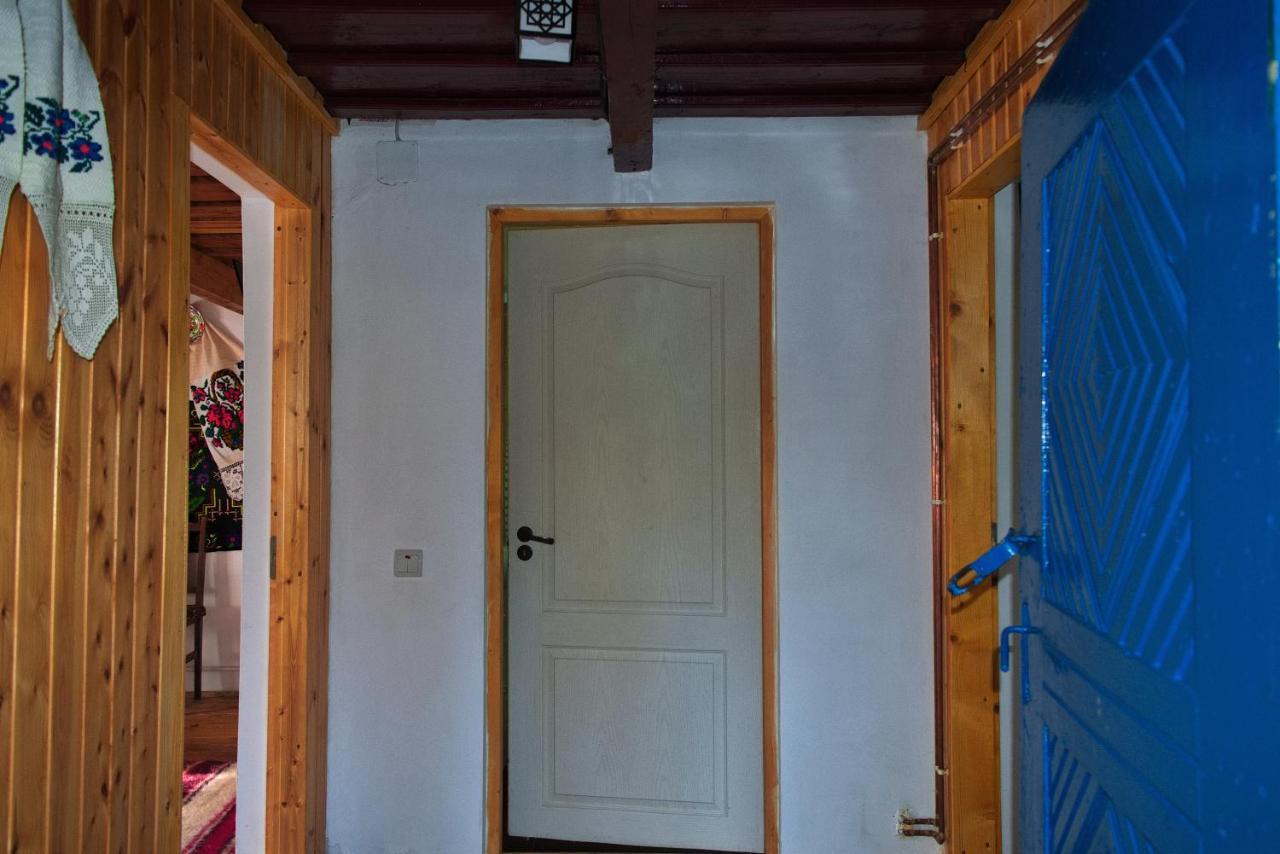 La Rodica In Vale Vendégház Aknasugatag Kültér fotó